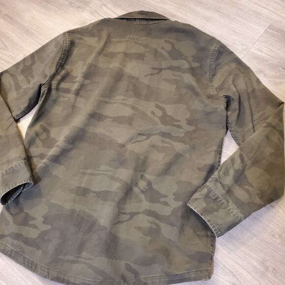 Abercrombie & Fitch Button Shirt Mens Small Green Camo Field Shacket Cotton - Picture 5 of 6